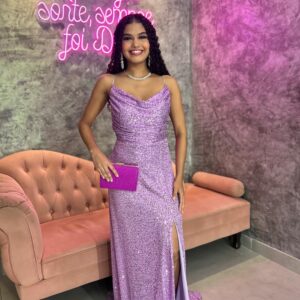 Vestido Lilás com Lantejoulas